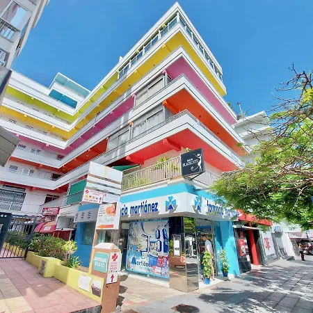 Bahamas By Tor Daire